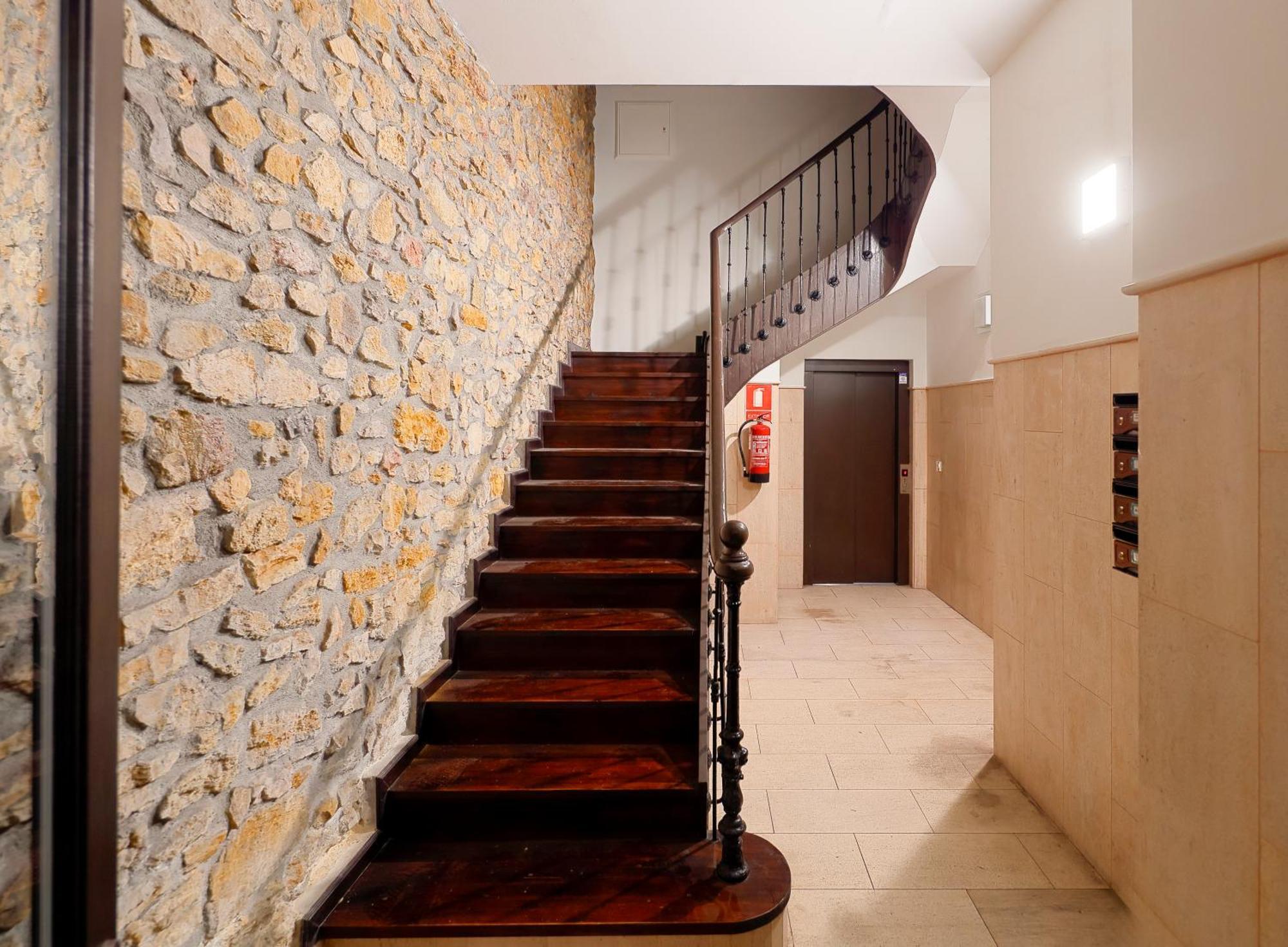 Duplex Casco Historico-catedral Parking Incluido Apartment